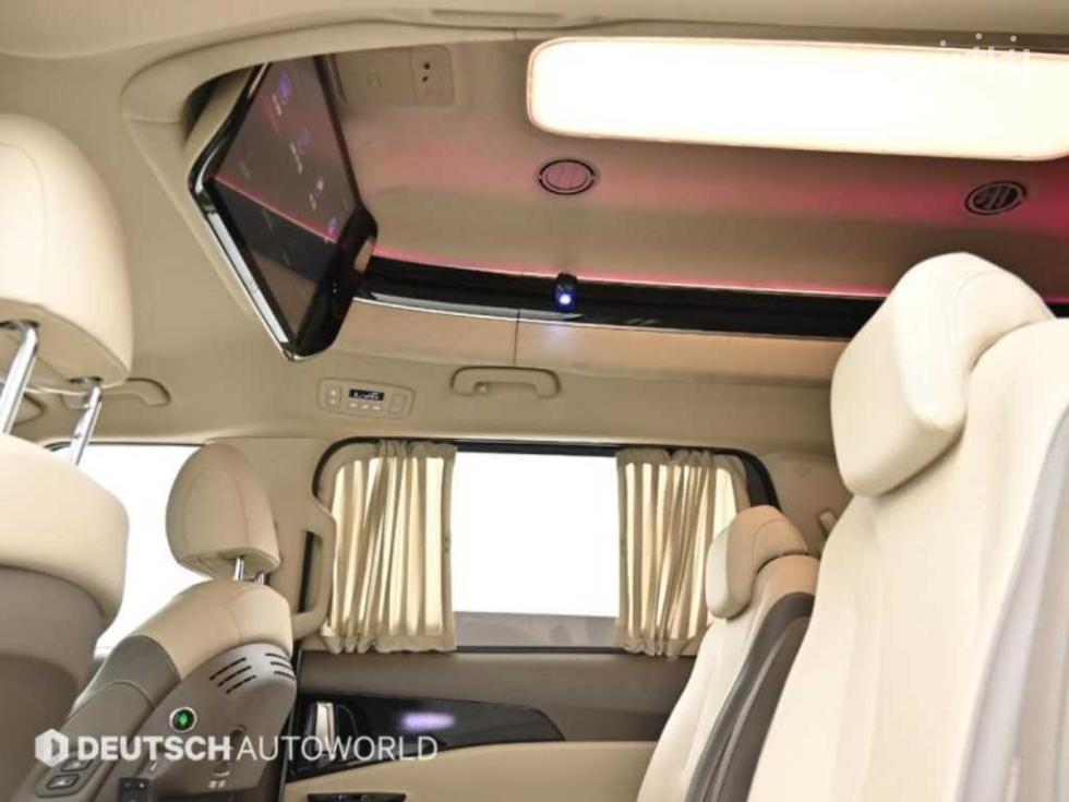 2023 - kia carnival