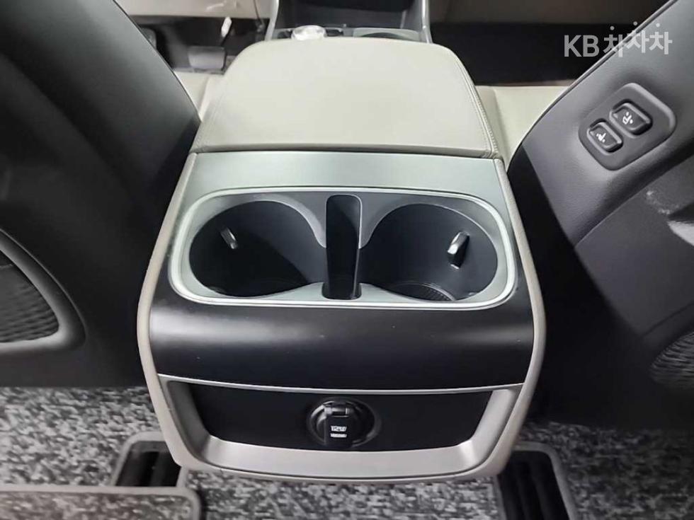 2025 - kia carnival
