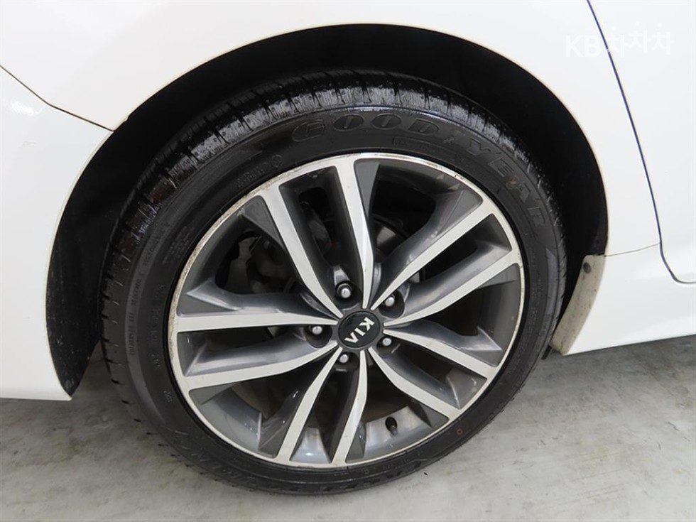 2014 - kia k5