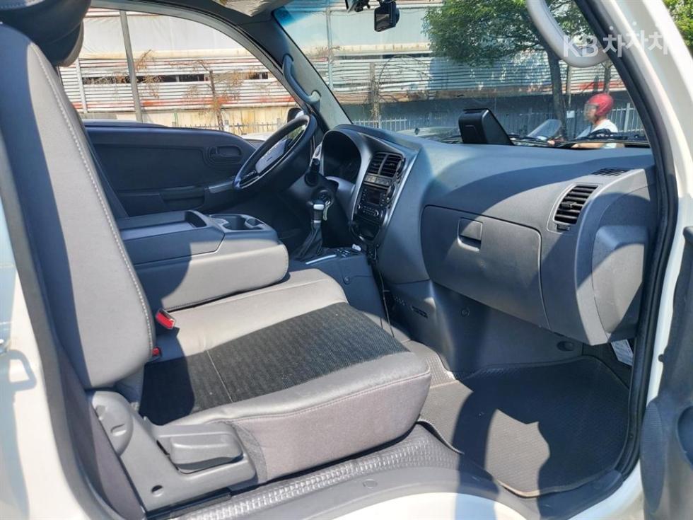2023 - kia bongo iii