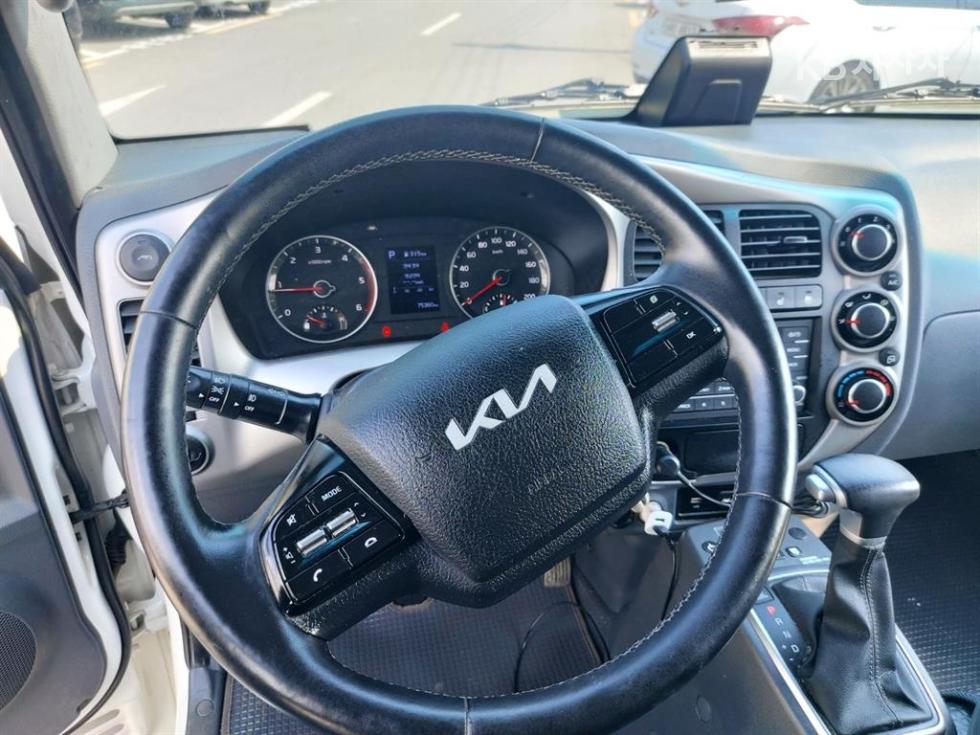 2023 - kia bongo iii