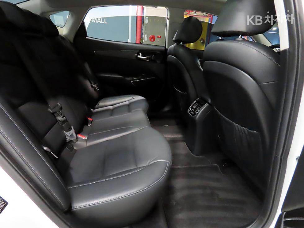 Kia K7 — miniaturë 9