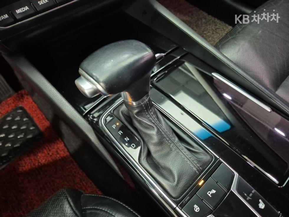 2016 - kia k7