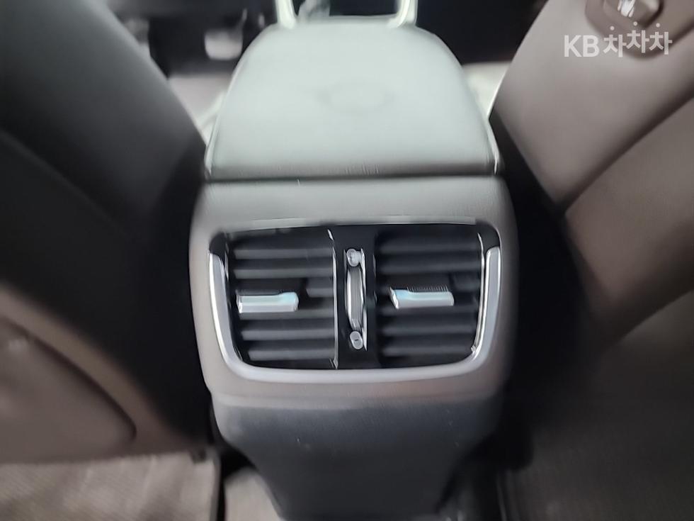 Hyundai Grandeur — miniaturë 13