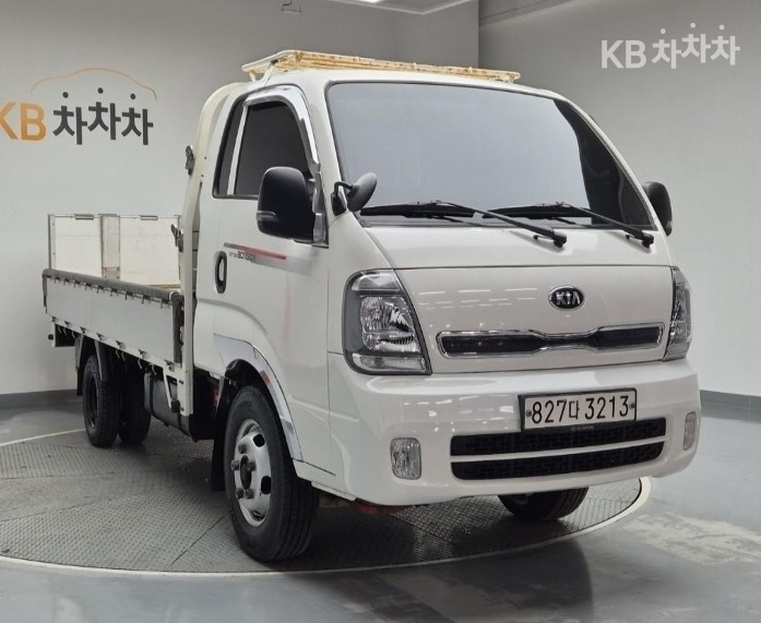 2020 - kia bongo iii