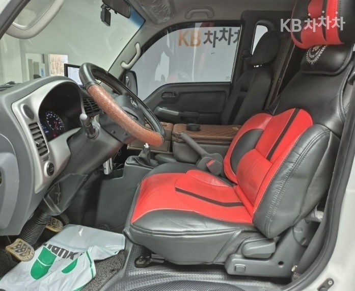 2020 - kia bongo iii