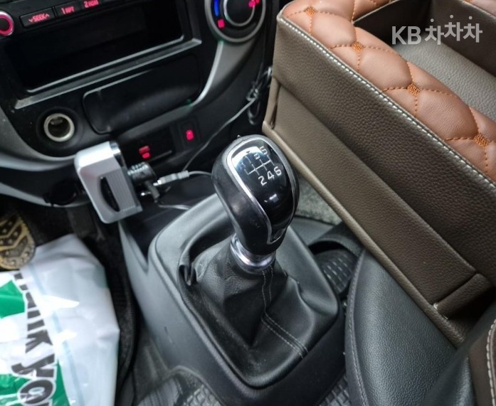2020 - kia bongo iii