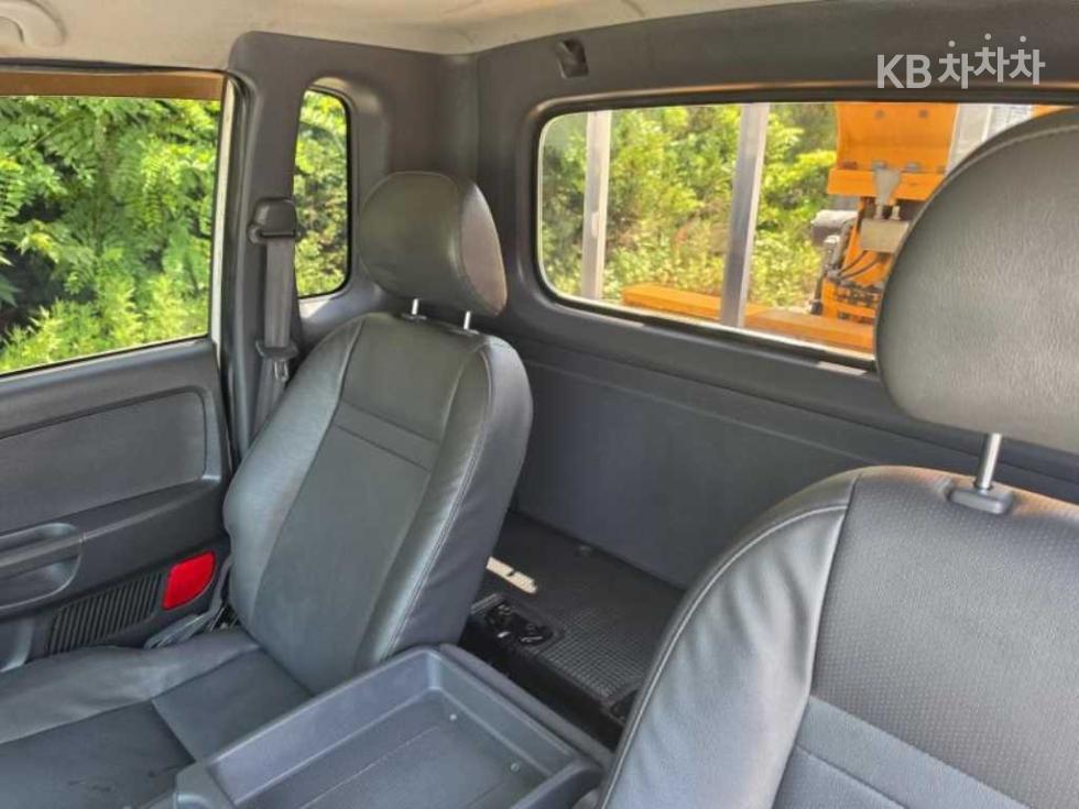 2016 - kia bongo iii