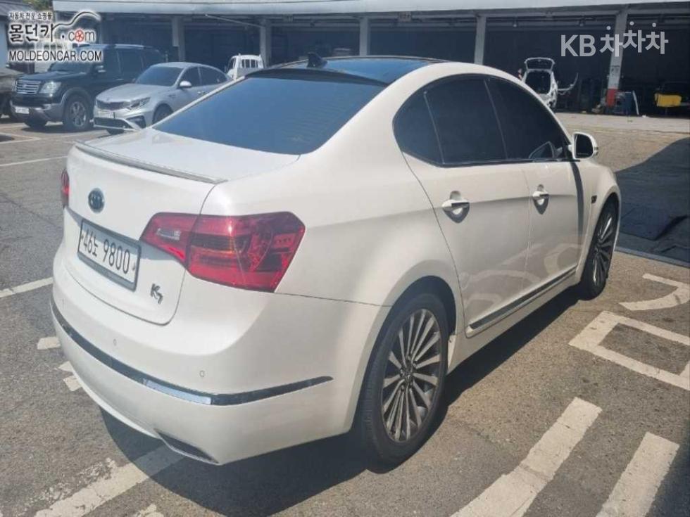 2011 - kia k7