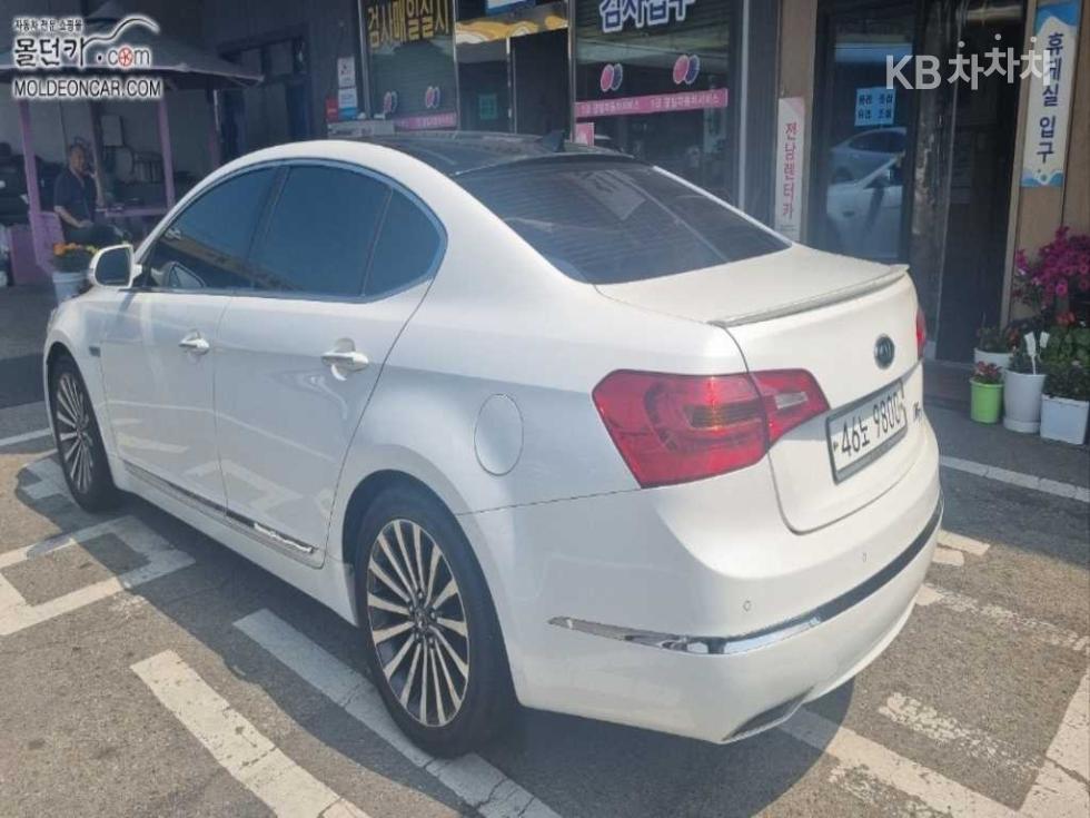 2011 - kia k7