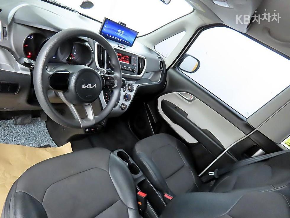 2022 - kia ray