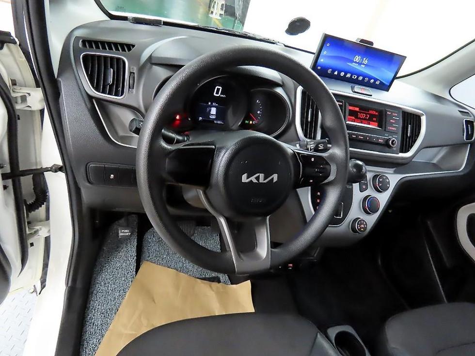 2022 - kia ray