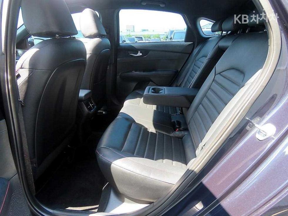 2020 - kia k3