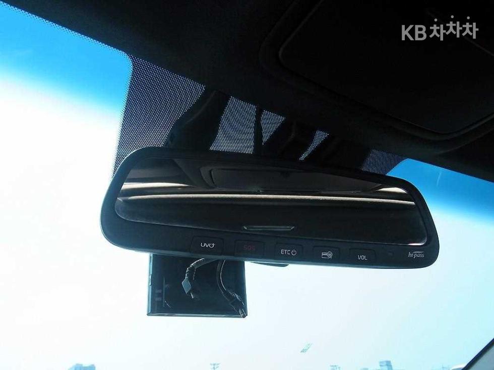 2020 - kia k3