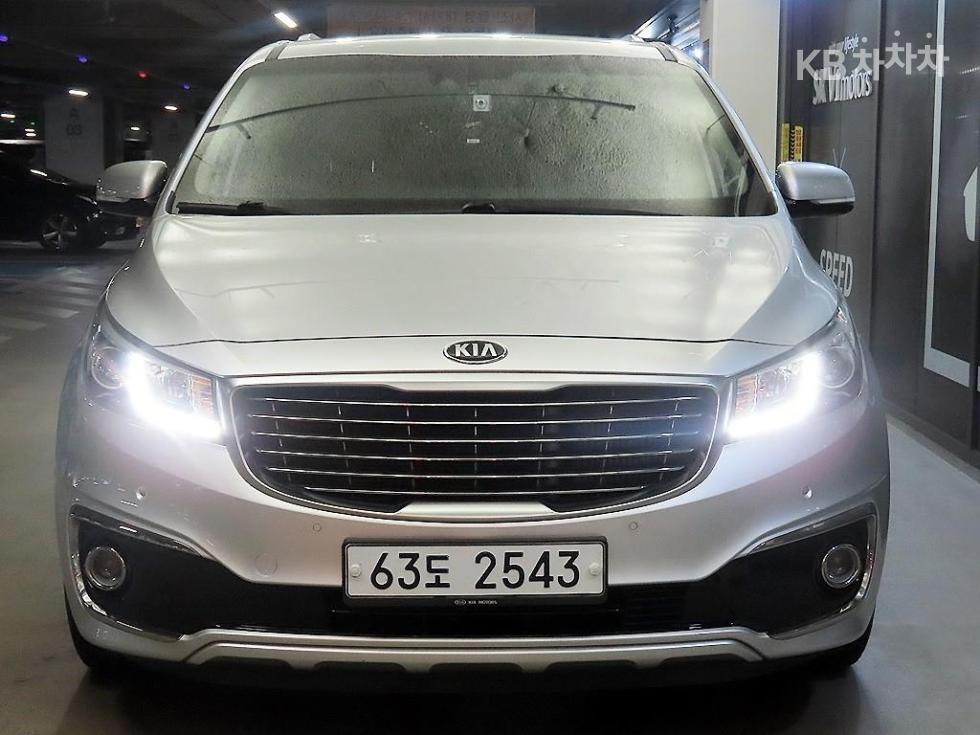 2017 - kia carnival