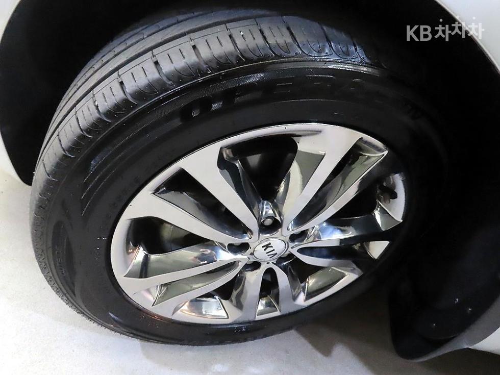 2017 - kia carnival