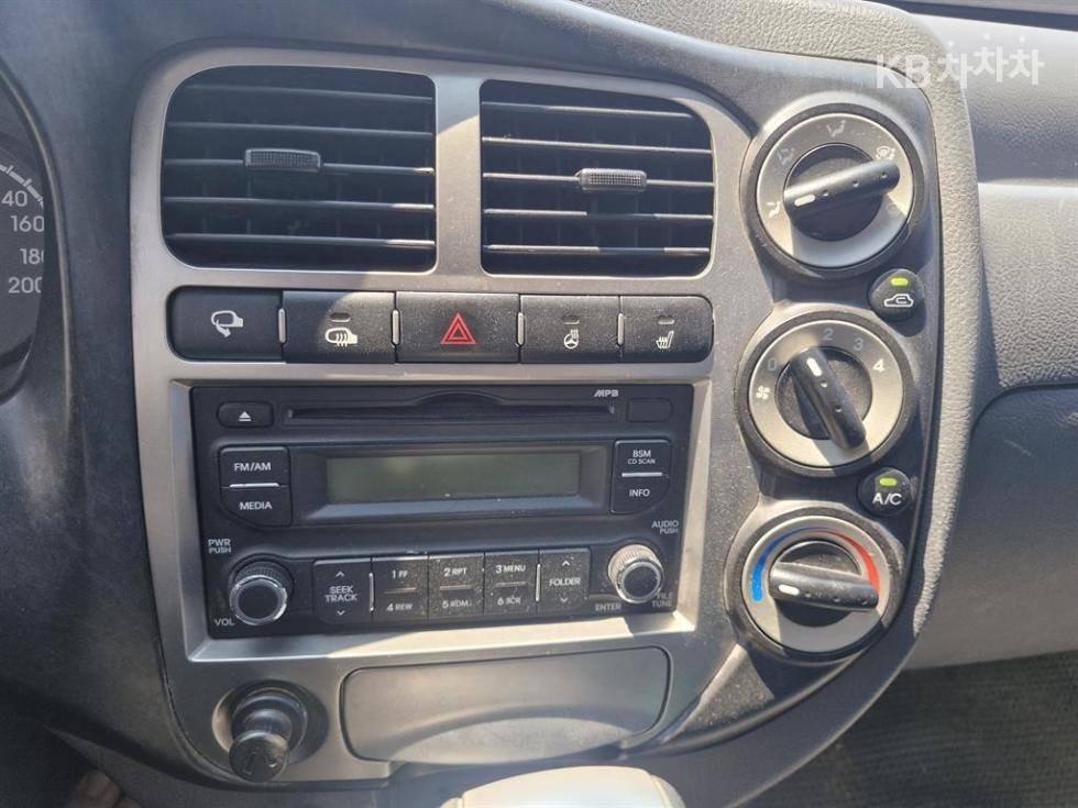 2014 - kia bongo iii