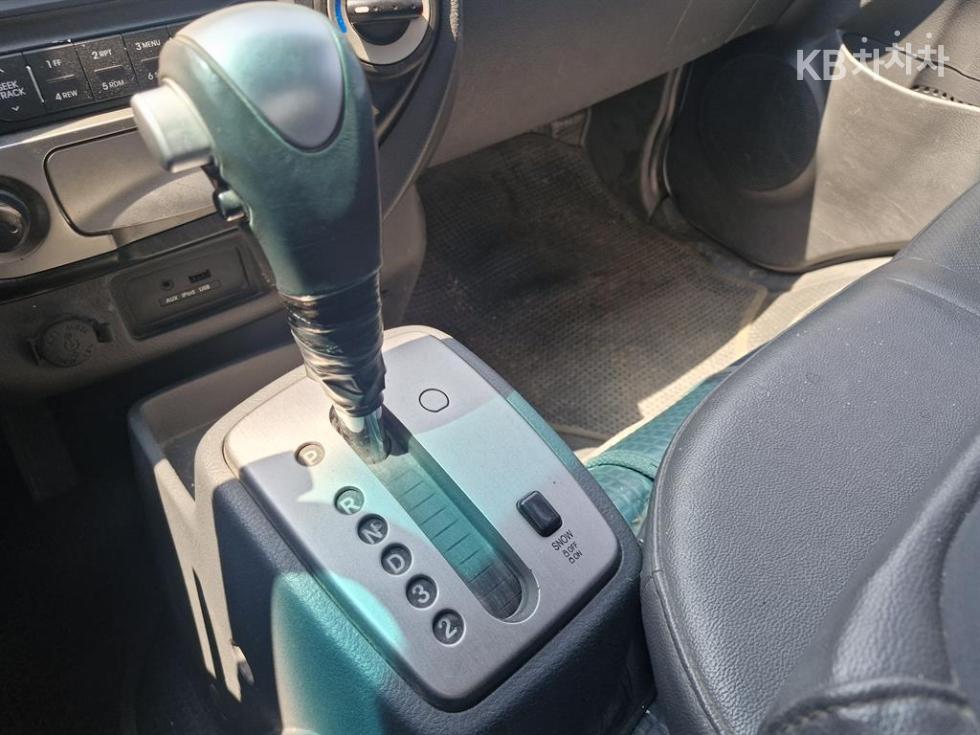 2014 - kia bongo iii