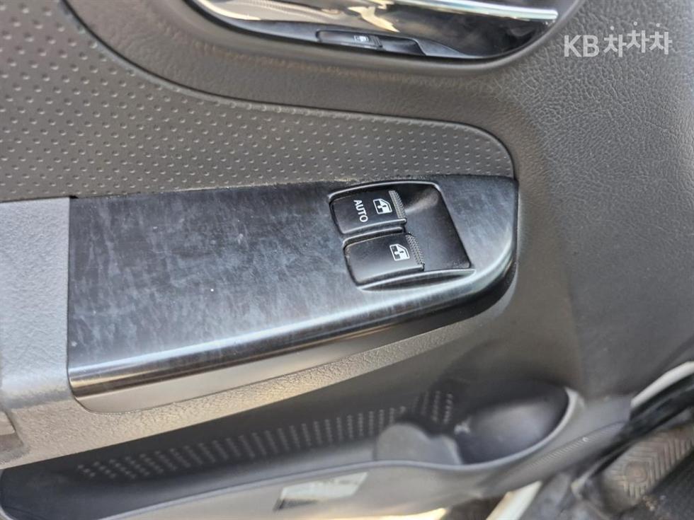 2014 - kia bongo iii