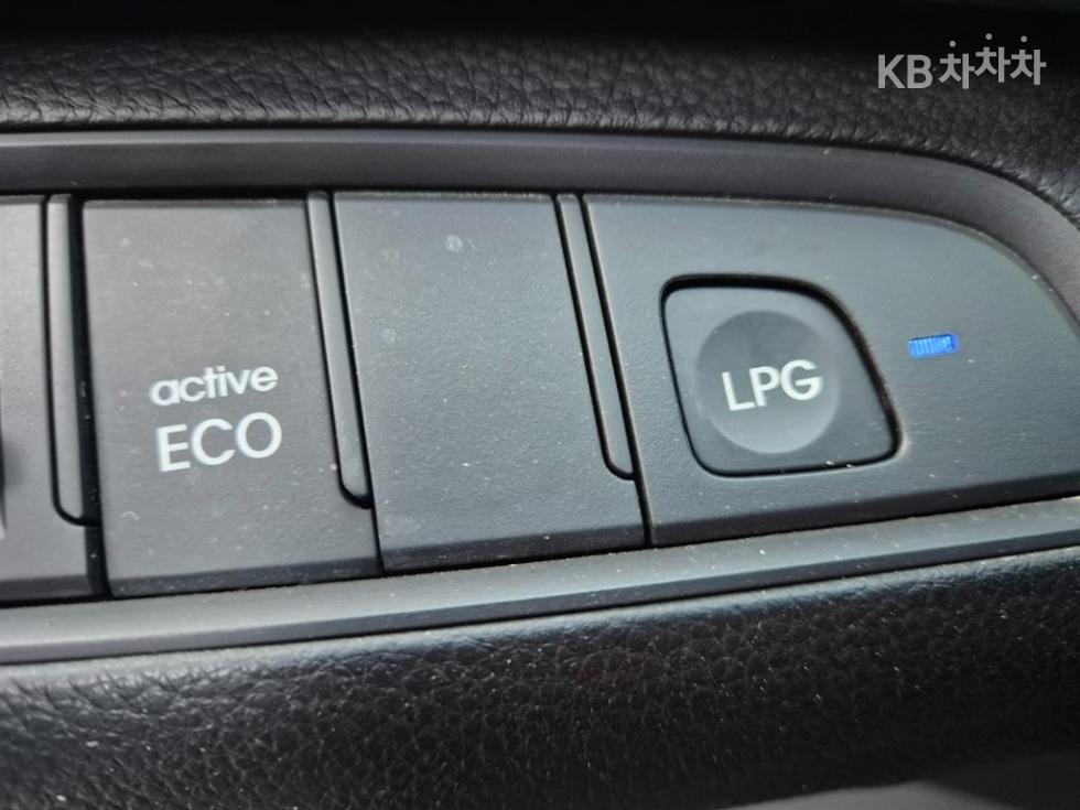 Hyundai Grandeur — miniaturë 7