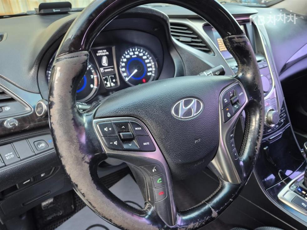 Hyundai Grandeur — miniaturë 8