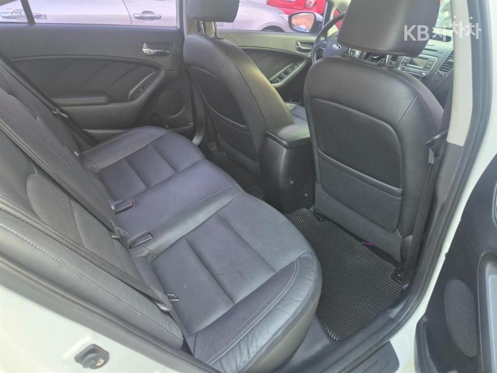 2013 - kia k3