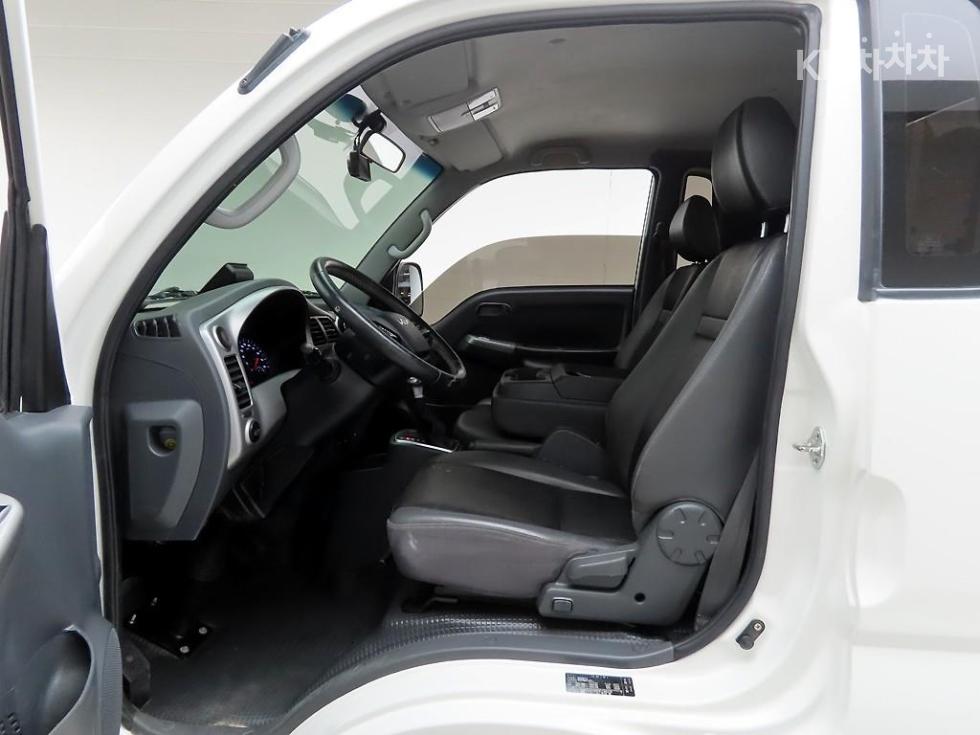 2023 - kia bongo iii