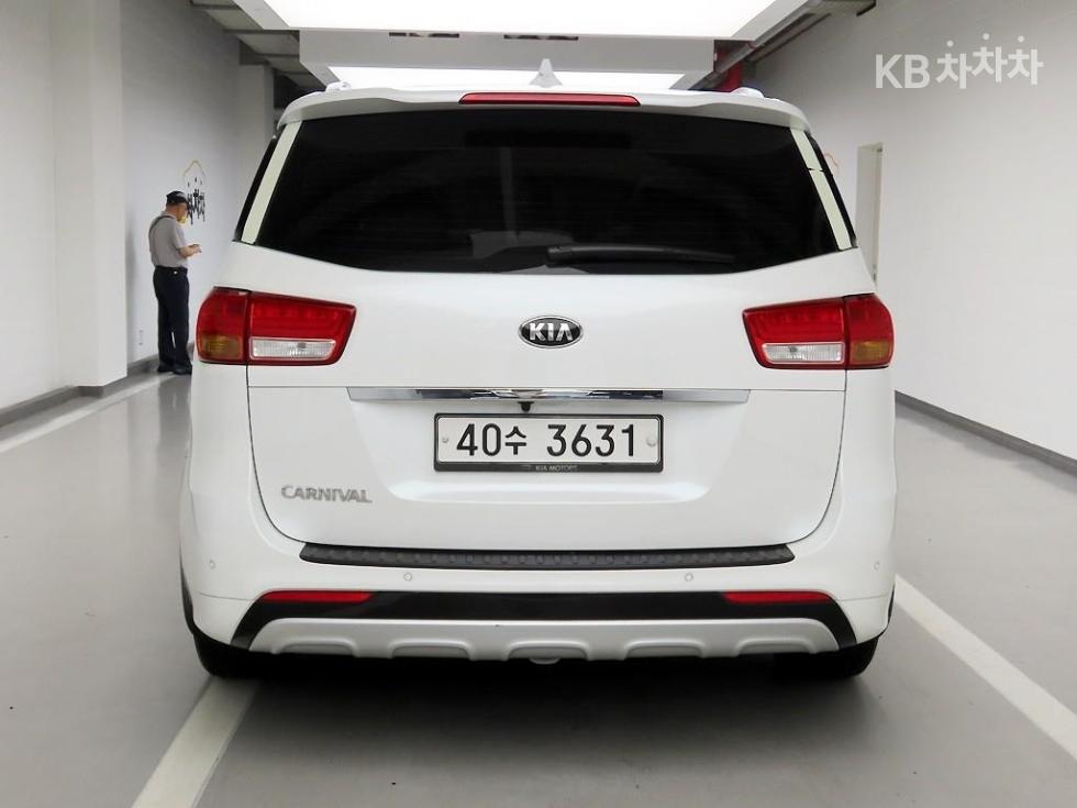 2016 - kia carnival