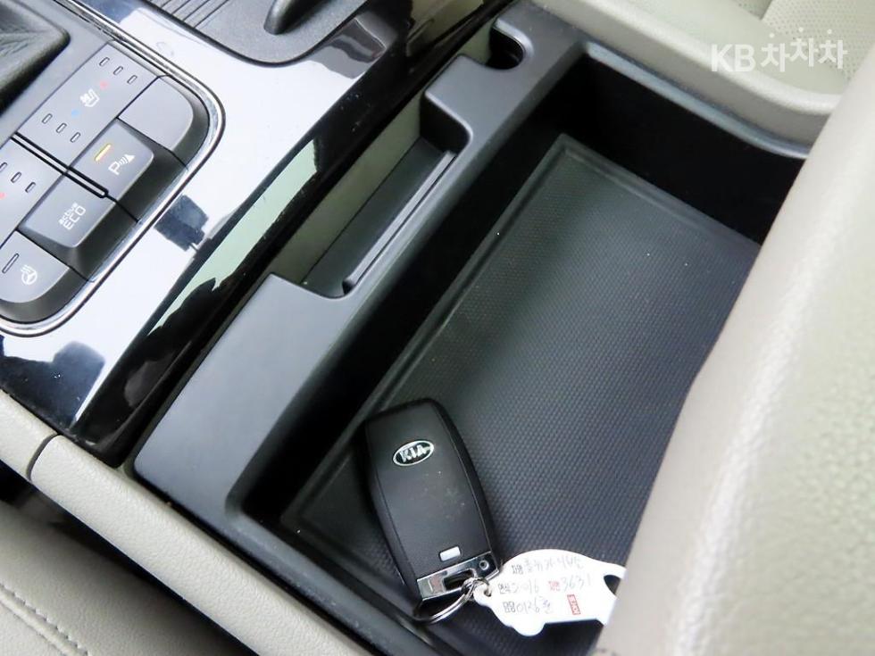 2016 - kia carnival