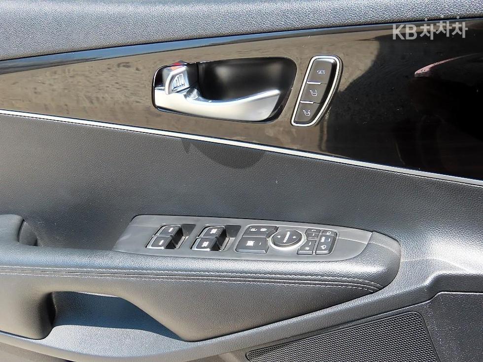 2019 - kia sorento