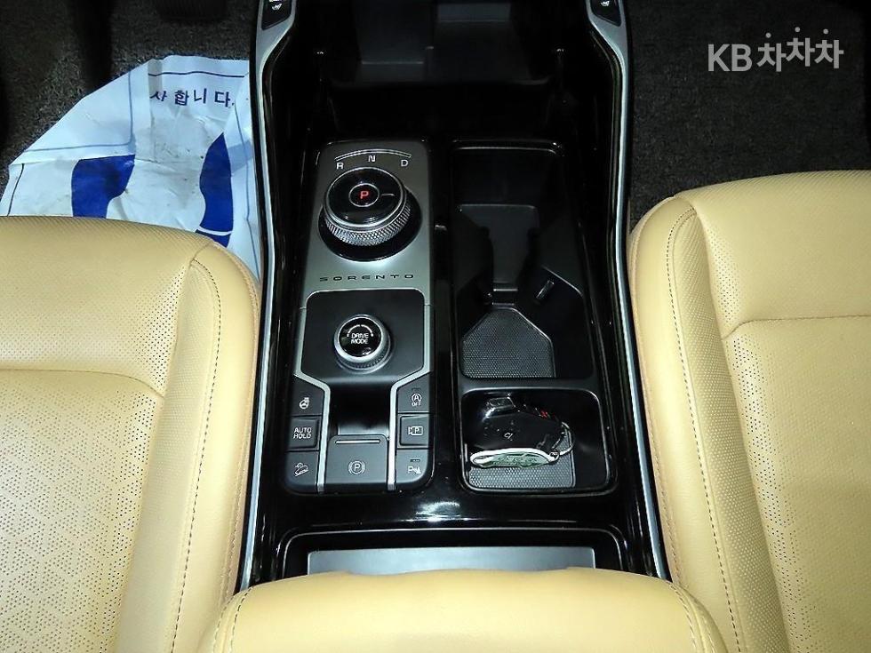 2022 - kia sorento