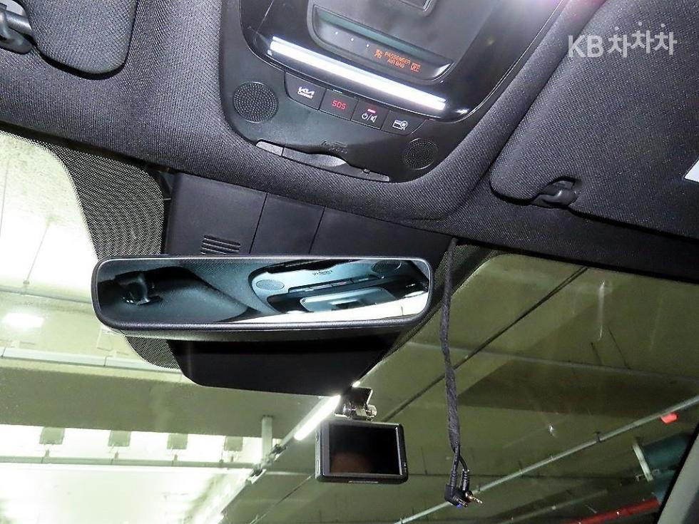 2022 - kia sorento