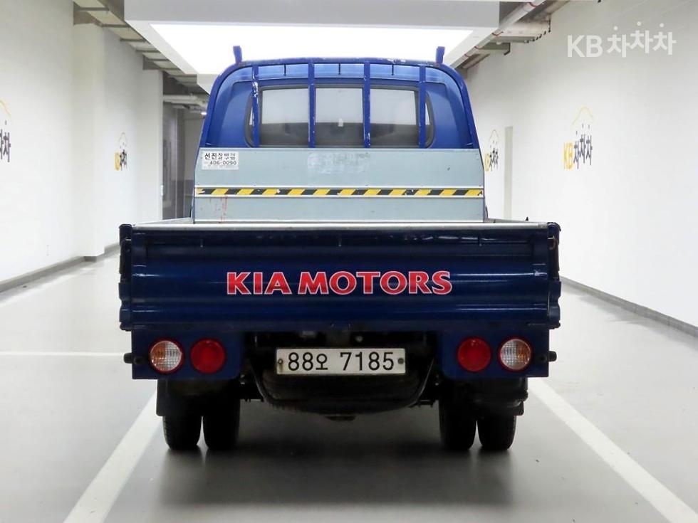 2020 - kia bongo iii