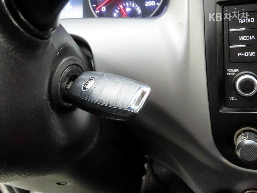 2020 - kia bongo iii