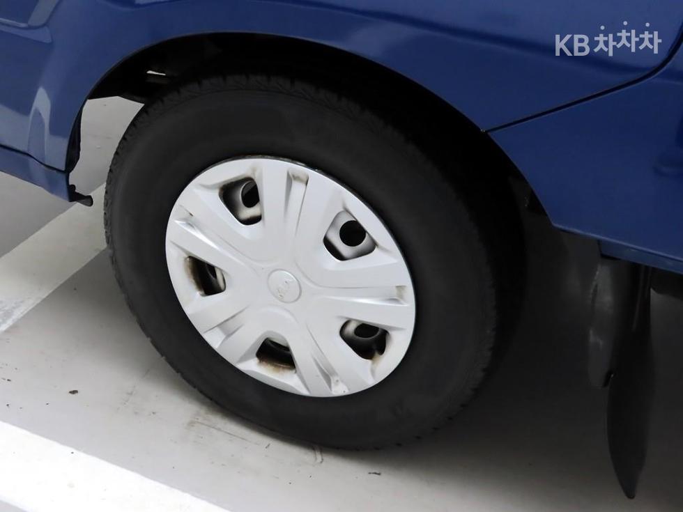2020 - kia bongo iii