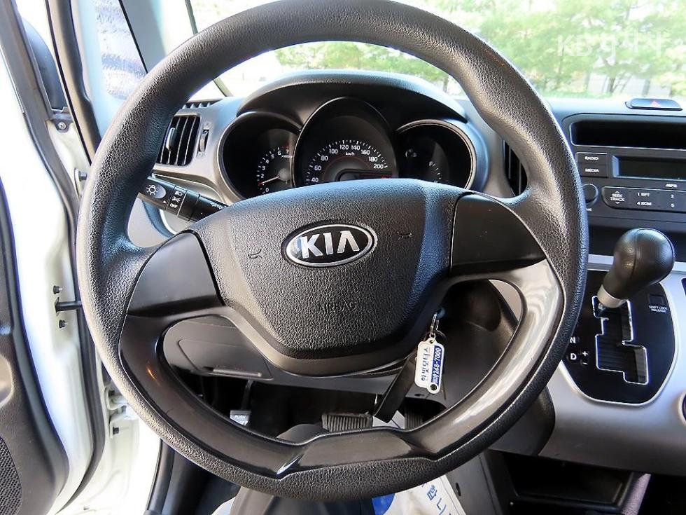 2017 - kia ray-ban