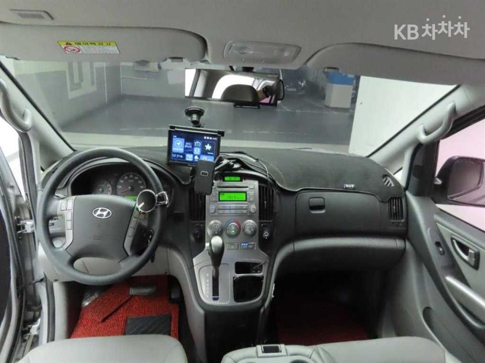 Hyundai Starex — miniaturë 8