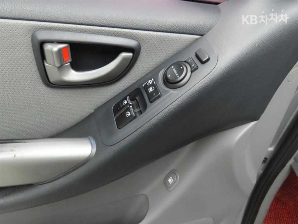 Hyundai Starex — miniaturë 11