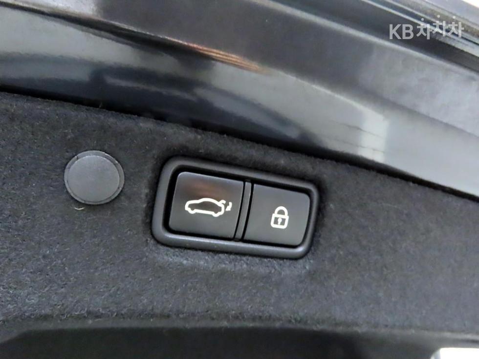 2018 - kia k7