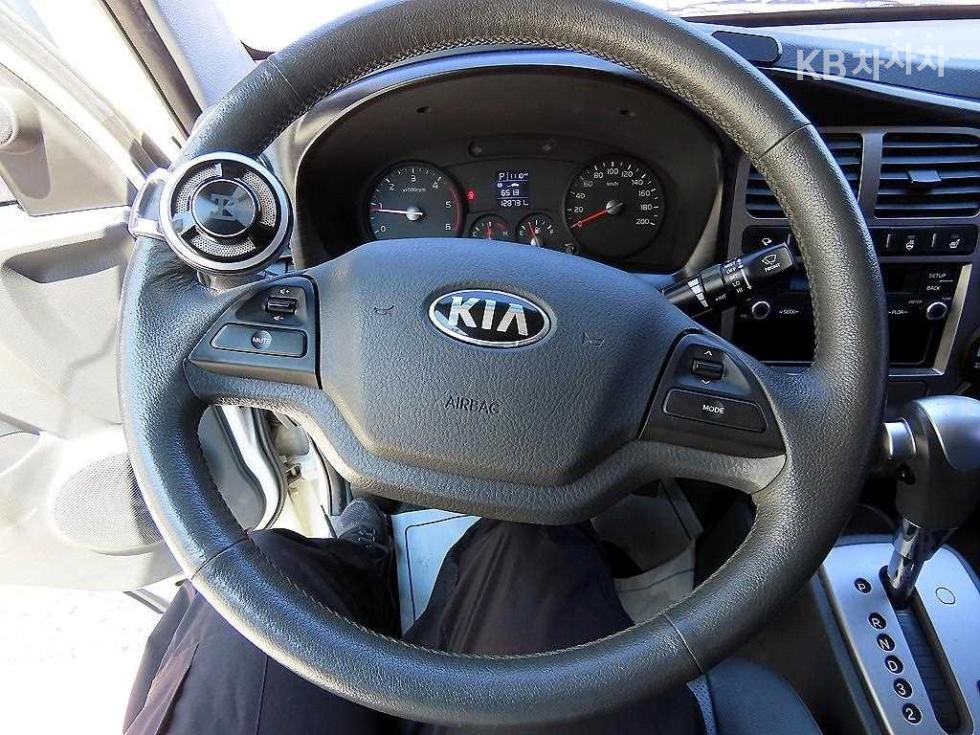 2019 - kia bongo iii