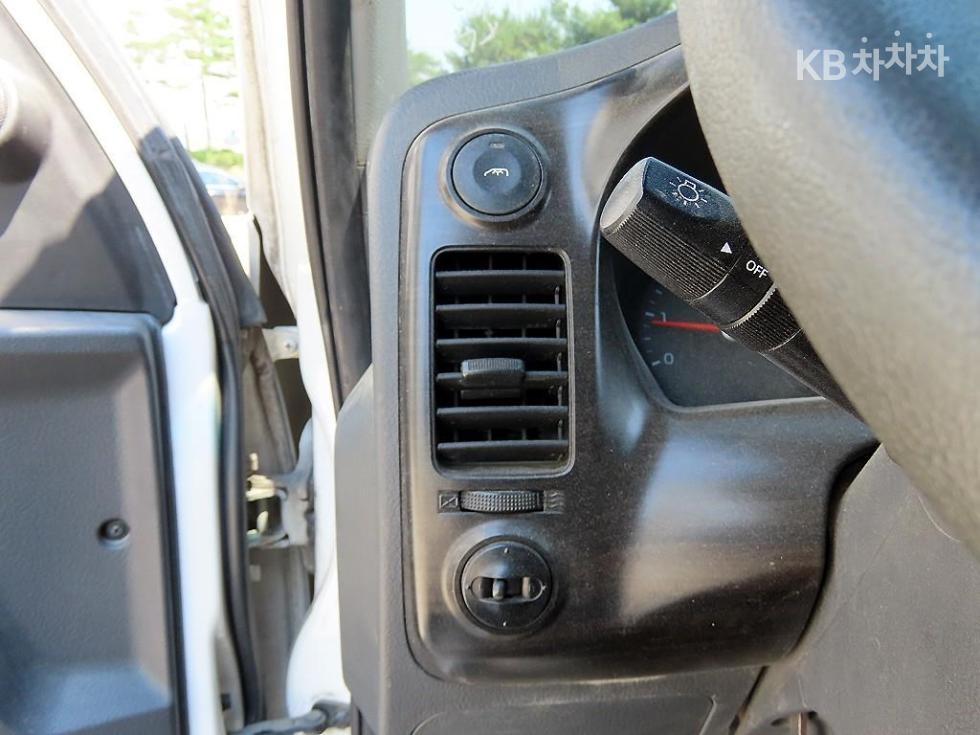 2019 - kia bongo iii