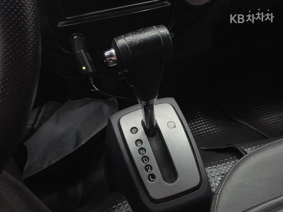 2011 - kia bongo iii