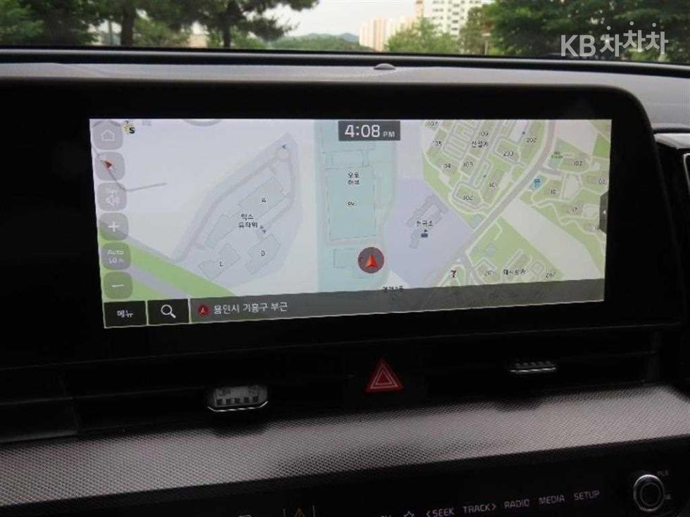 2022 - kia sportage