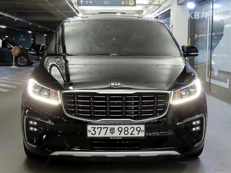 2020 - kia carnival