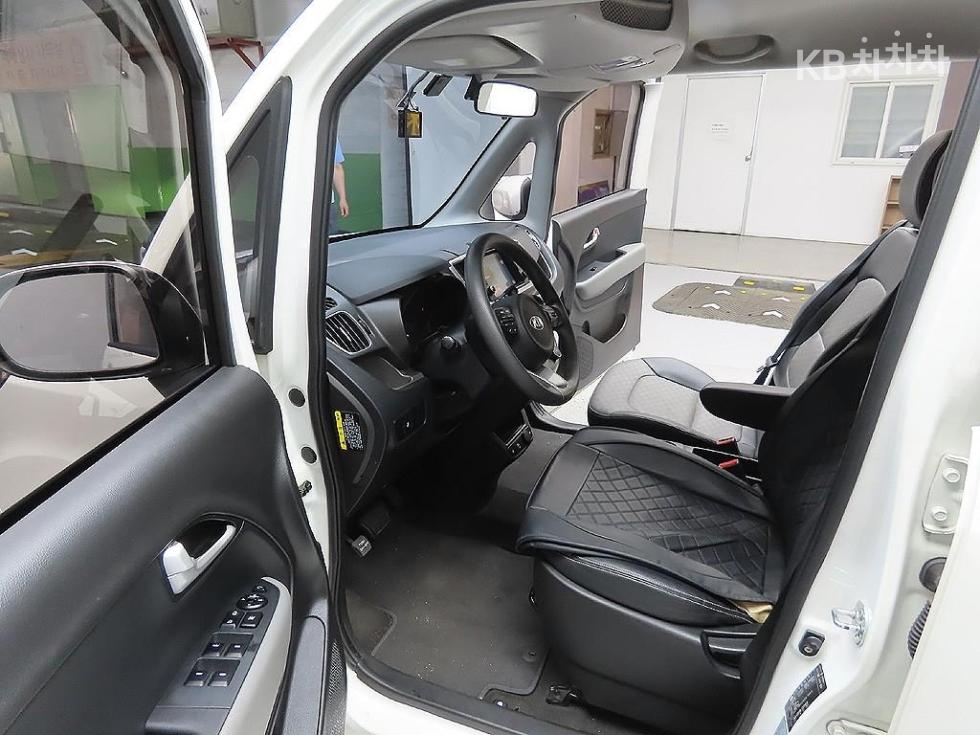 2020 - kia ray