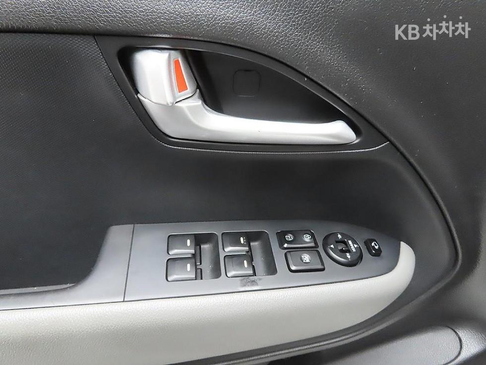 2020 - kia ray