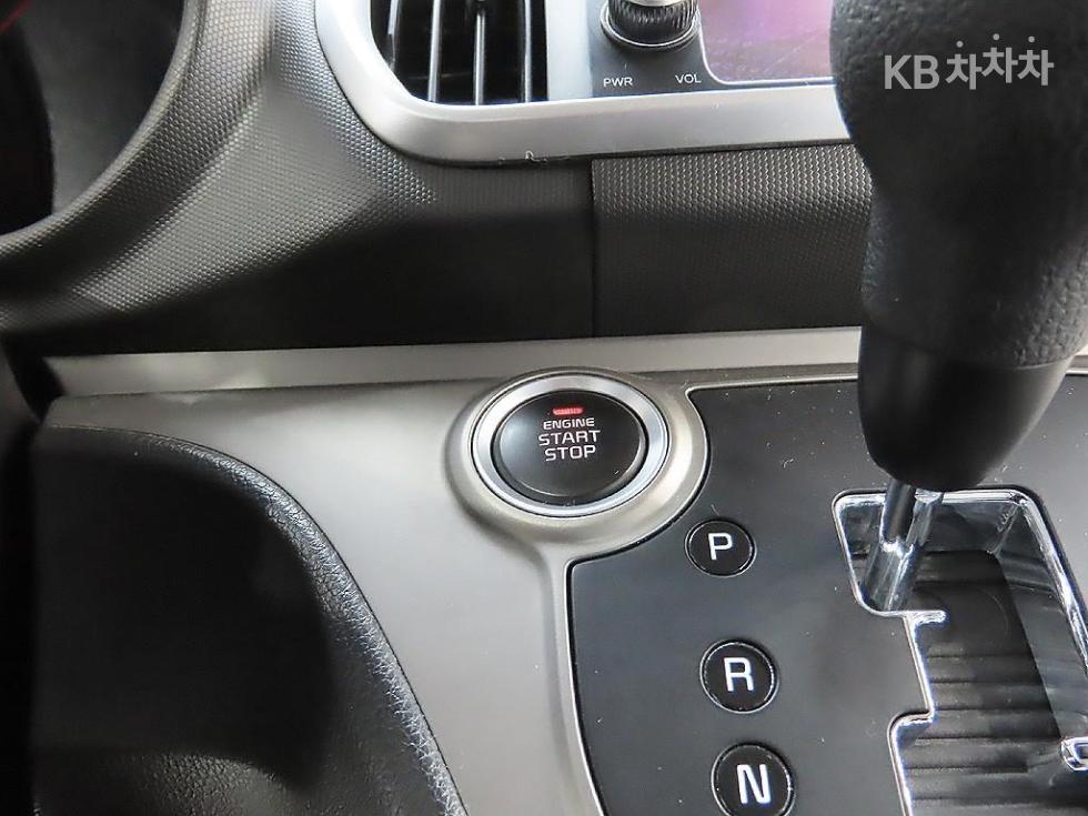 2020 - kia ray
