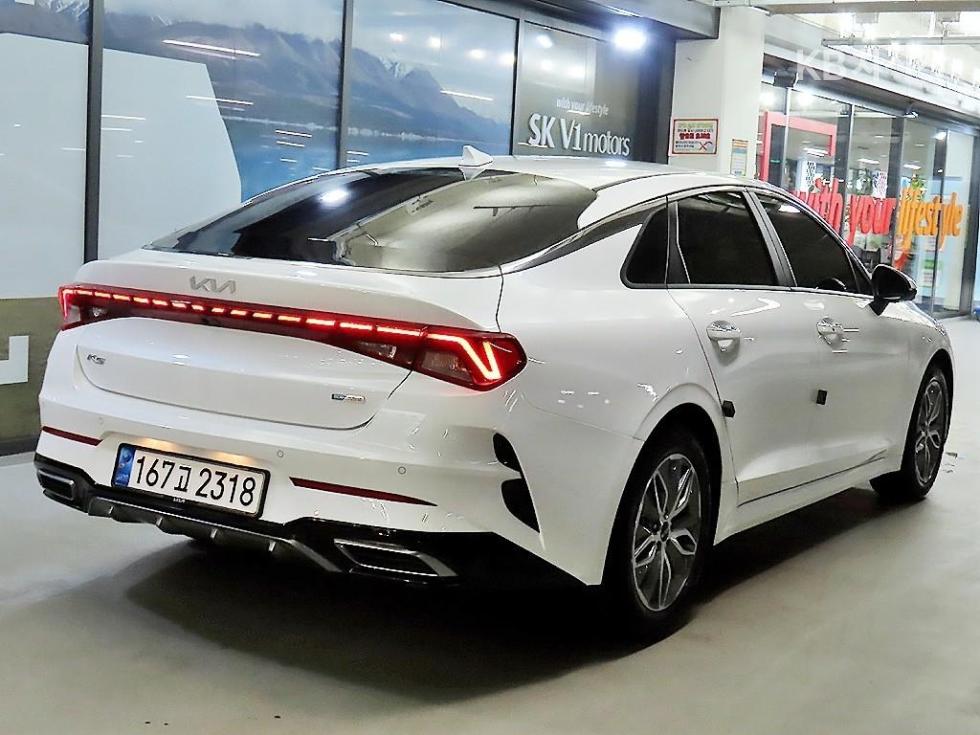 2022 - kia k5