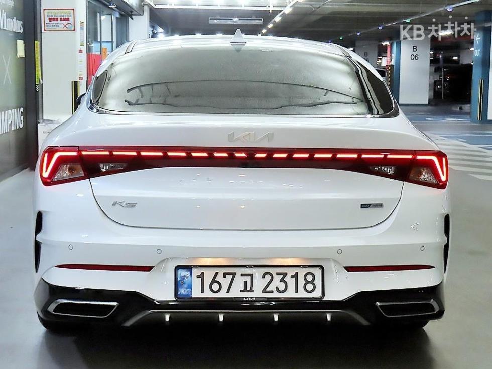 2022 - kia k5