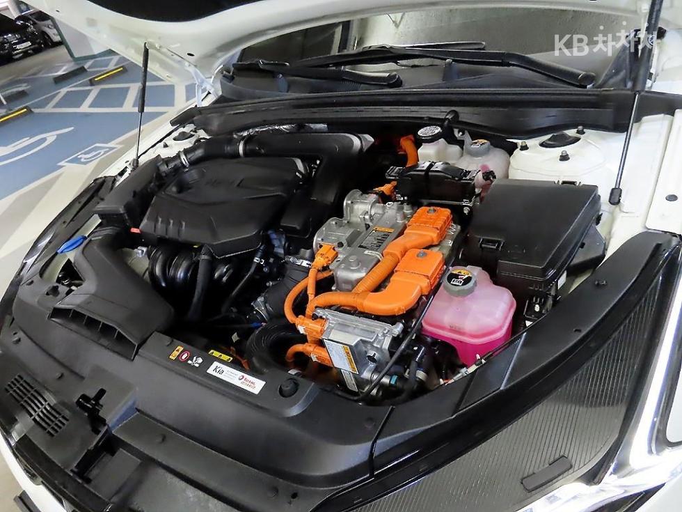 2022 - kia k5
